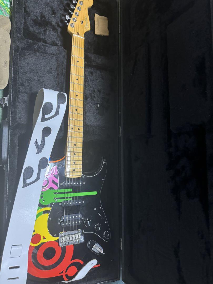 SCANDAL MAMI ギター fender