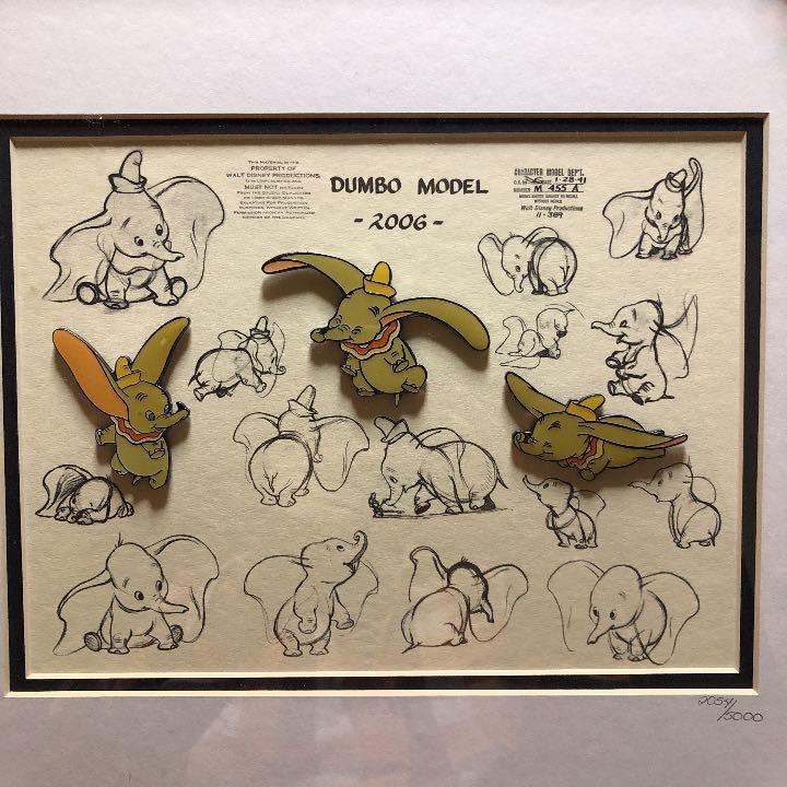 ダンボ　絵画　ピンバッジ　ディズニー　アート