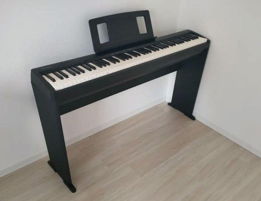 鍵盤楽器 FP-10-BK Roland