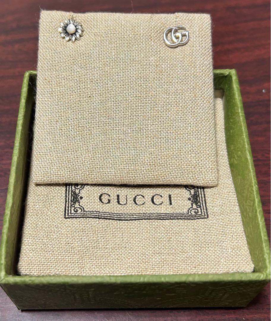 GUCCI ダブルG＆フラワーアシンメトリー
