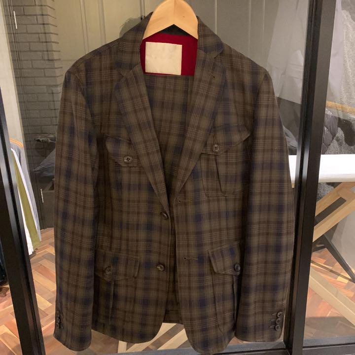 ホワイトマウテニアリング スーツ 美品