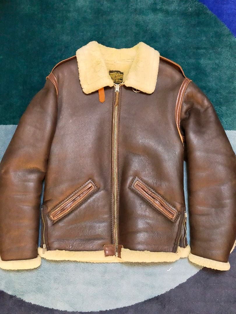 INSIGNIA LEATHER  B6ジャケット　サイズ34