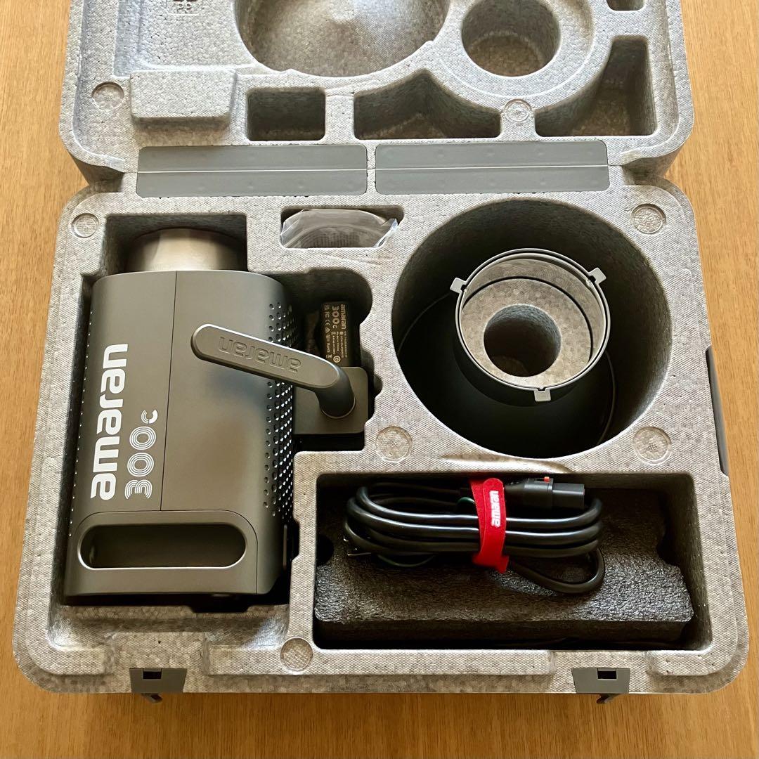 Aputure Amaran 300C RGB フルカラー LED