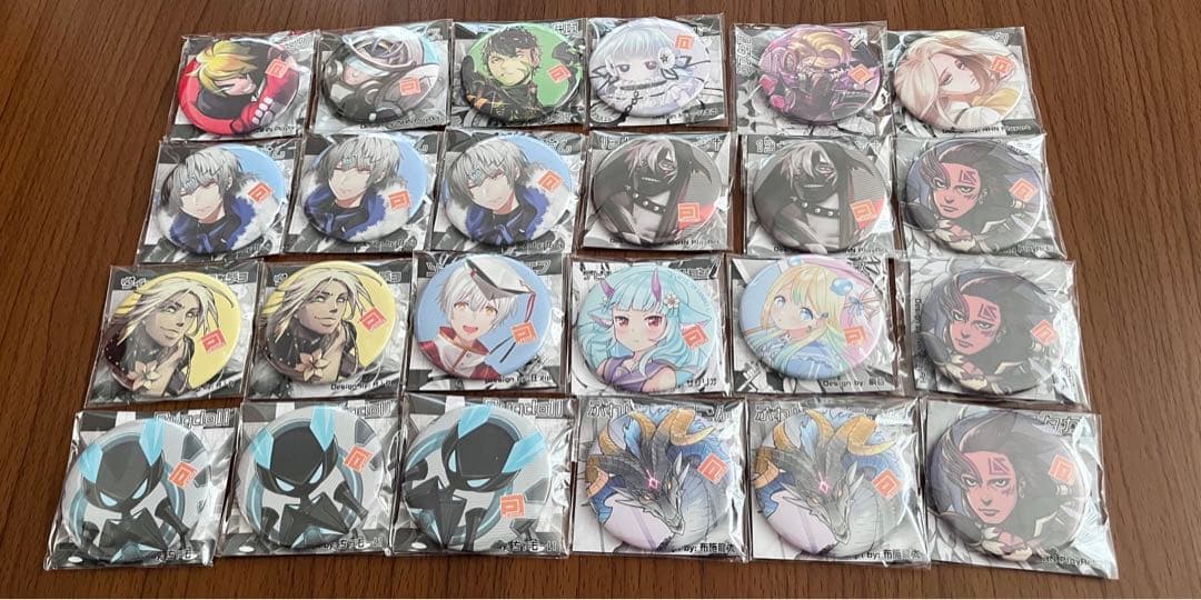 #コンパス 非売品缶バッジ