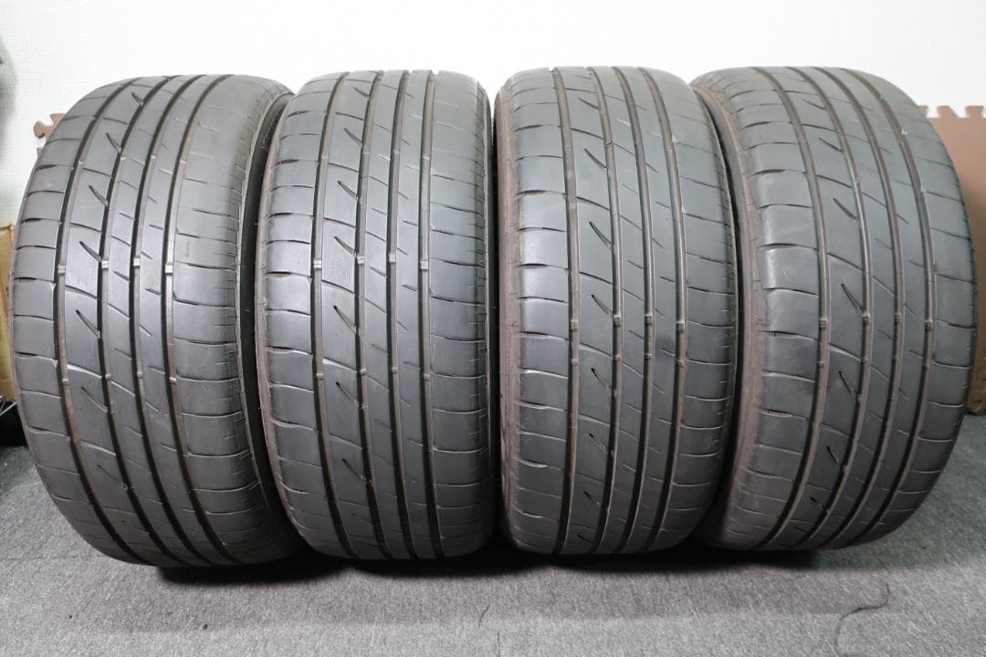 shige様送料込　ブリヂストン　Playz　RXⅡ 245/40R18　バリ溝