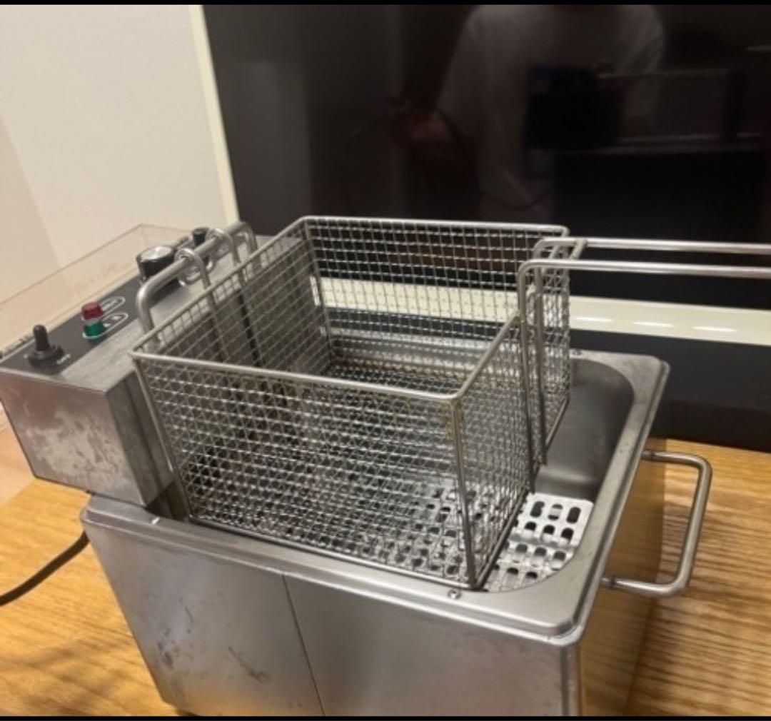 TB卓上型電気フライヤー