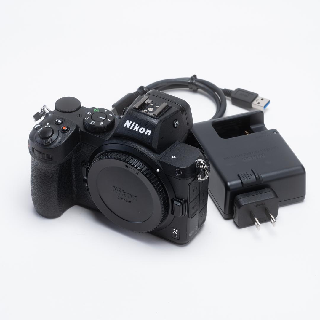 Nikon Z5 中古