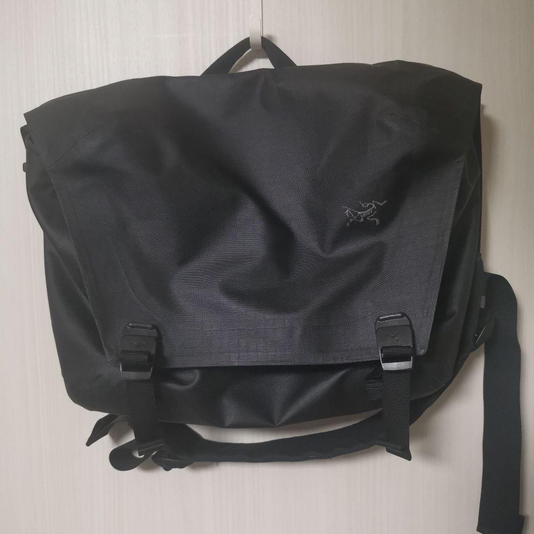 ARC'TERYX　GRANVILLE 10 COURIER BAG