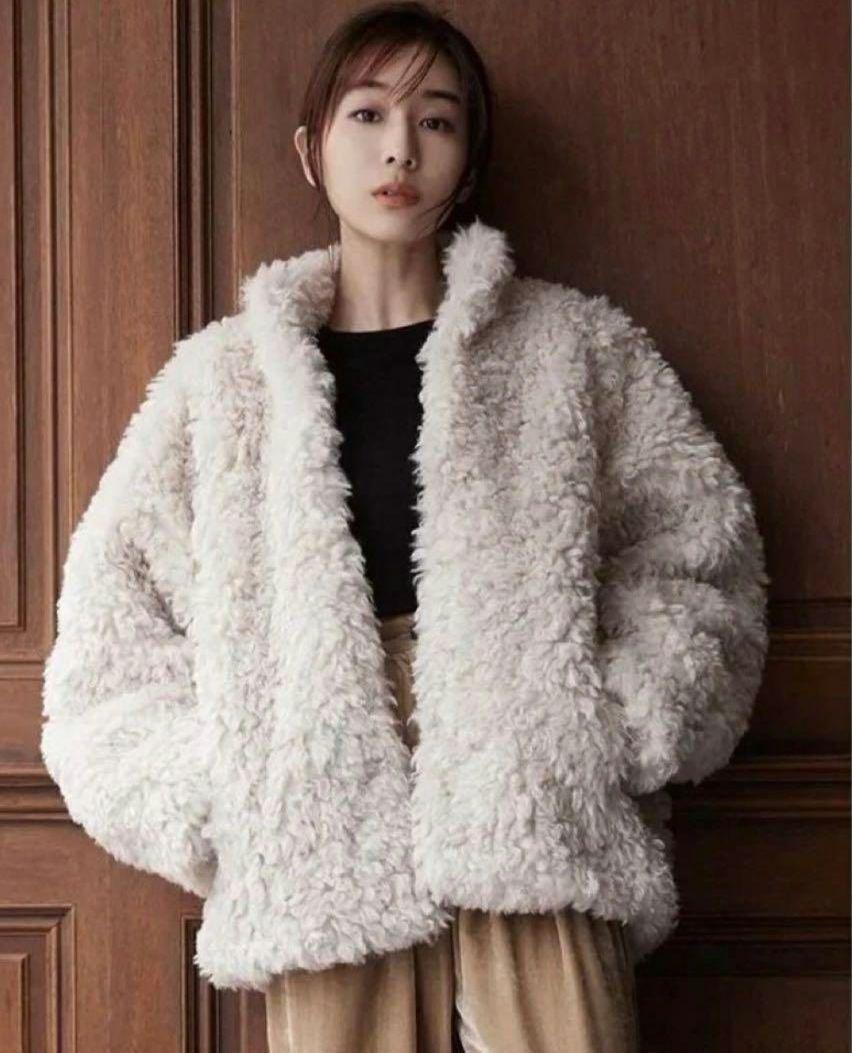 MINAMI TANAKA×CLANE CURL FUR SHORT COAT1