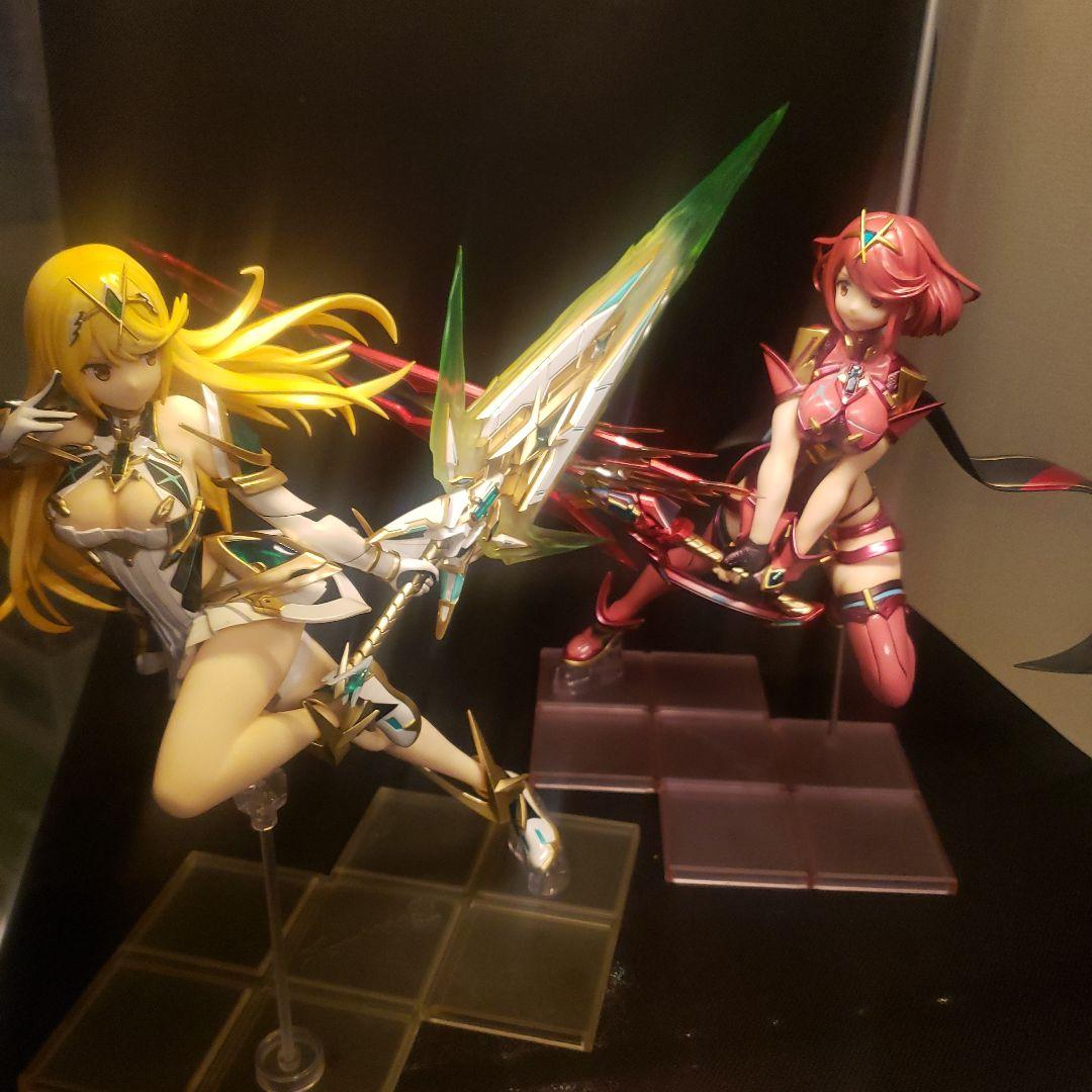 ゼノブレイド2　ホムラ　ヒカリ　フィギュア