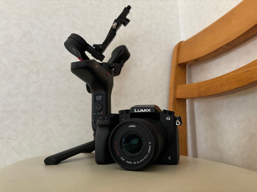 LUMIX G7 一眼レフ　カメラ　ジンバル