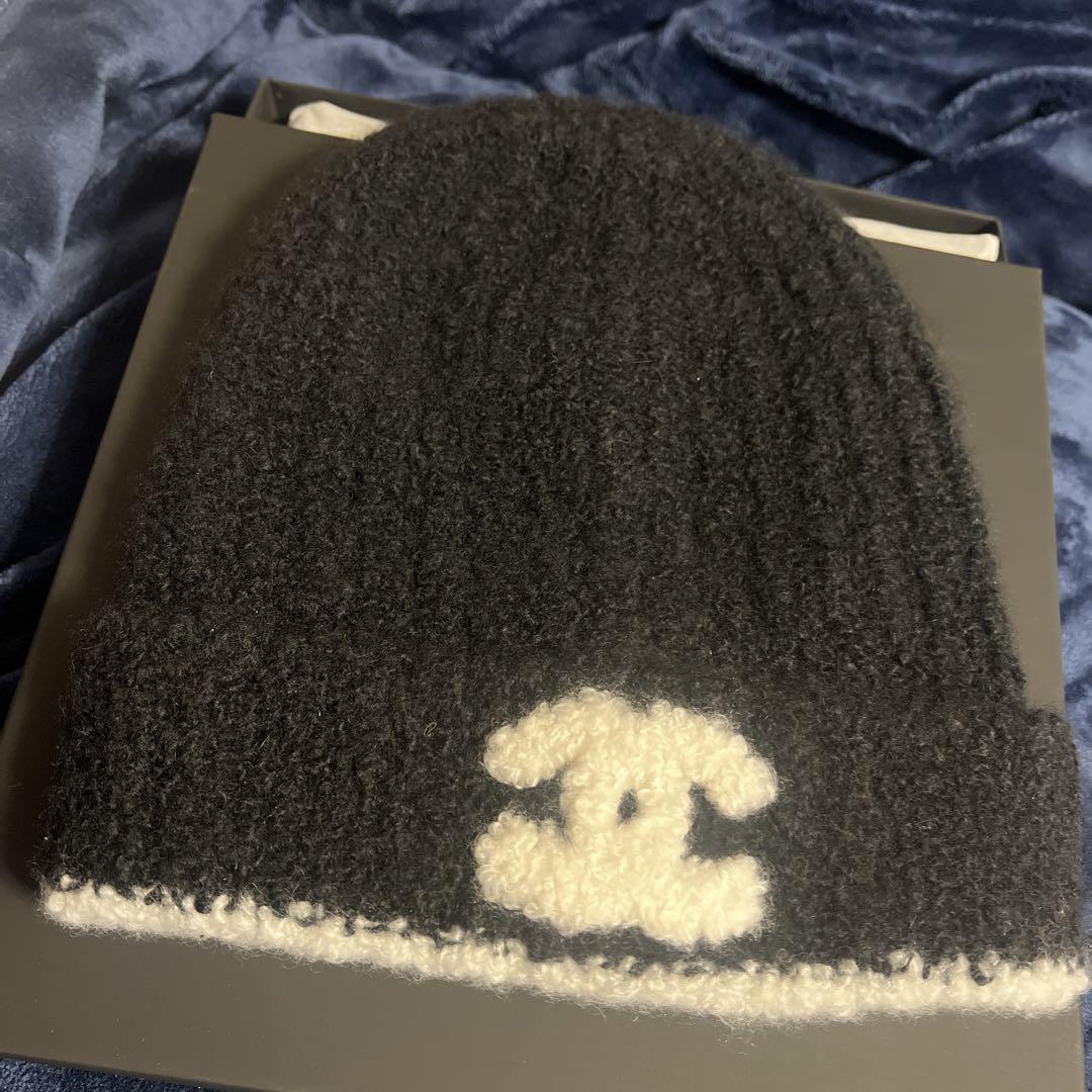 まことさん専用☆新品☆CHANELロゴマークニット帽☆