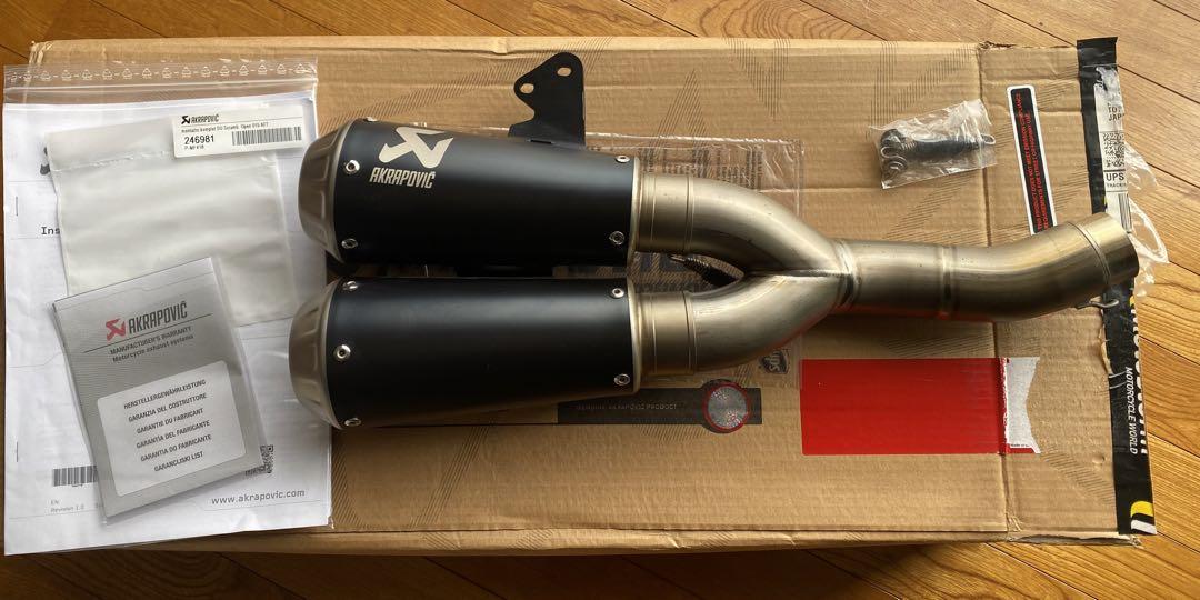 【おすぬ】Akrapovic  マフラー　Ducati scrambler