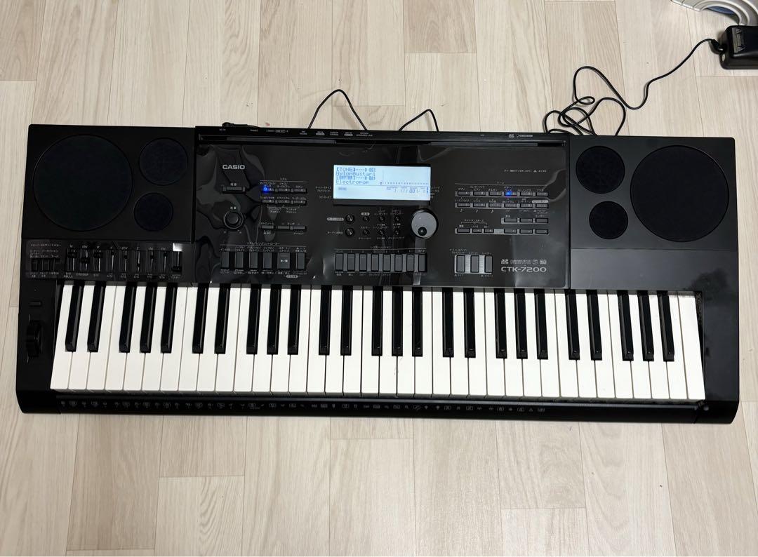 CASIO CTK-7200 カシオ　電子キーボード