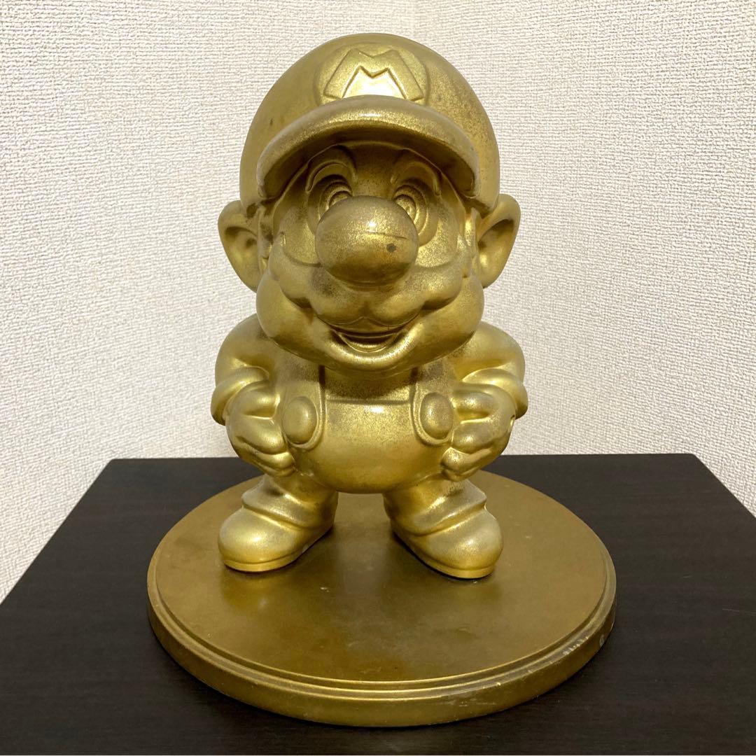任天堂 スーパーマリオ 金 像 非売品 希少 ファミコン