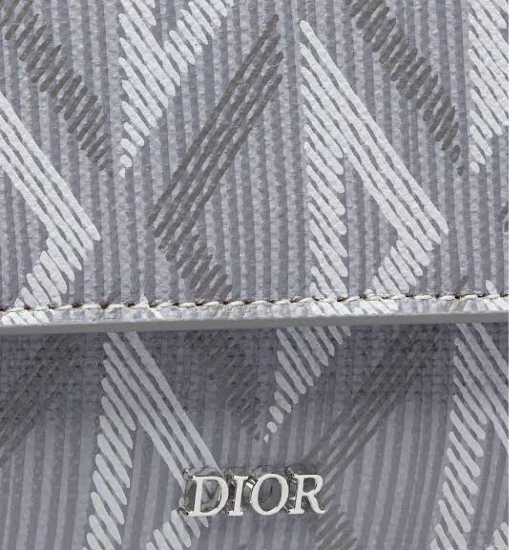 Dior 3つ折りウォレット