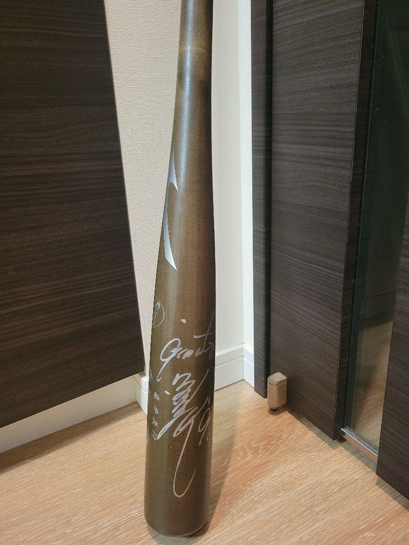 亀井善行コーチサイン入り実使用バット