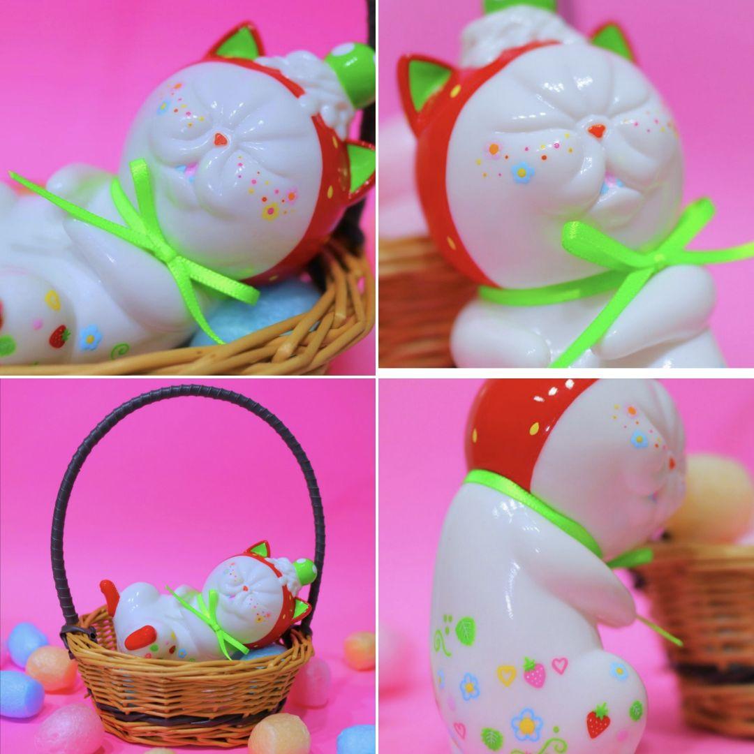 refreshment toy いちごハンドペイント おねむりエキゾ　ソフビ