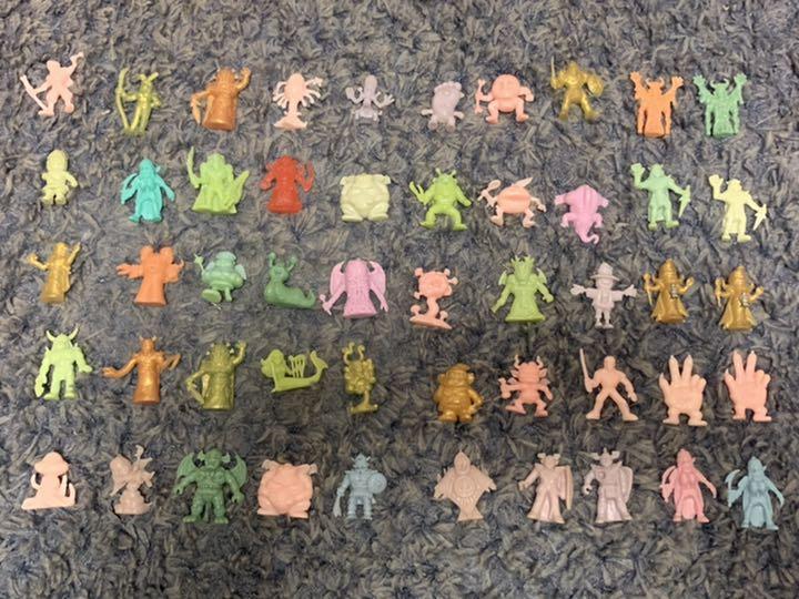 ネクロスの要塞　フィギュア　カード