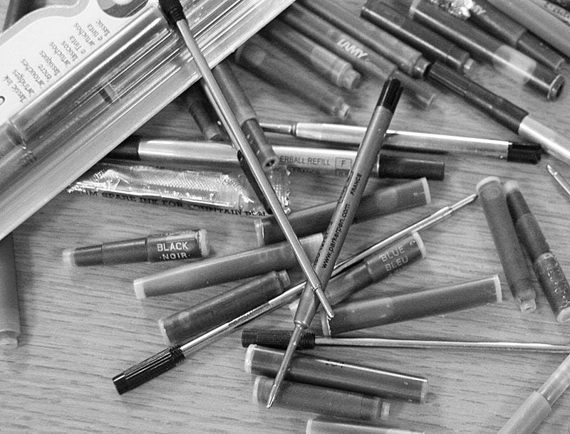 UK SELLER FREE P&P* New Bic Orange BLUE Fine Biro Pen 0.8mm *CHOOSE FROM MENU 