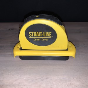 Strait-Line Generator Actual Laser Line Level Laser Level 2pc Set 10m Cap. 
